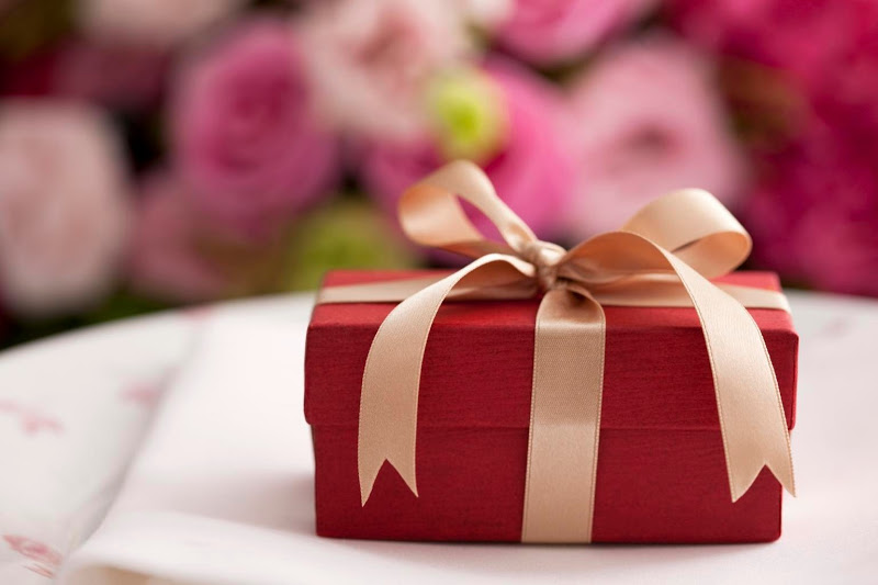 Làm thế nào để tặng quà – nhận quà đúng cách?