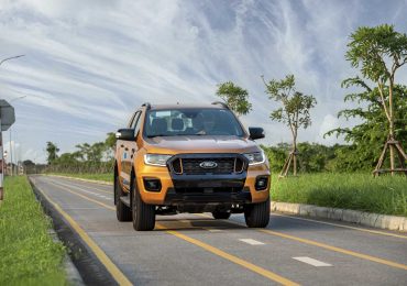 Ford Ranger va Ford Everest đã tăng giá lên đến 13 triệu đồng